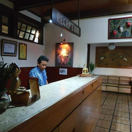 Hotel Menara Malang Exteriér fotografie